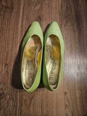Paloma Made in Italy Green Nubuck Leather Low Block Heel Pumps Size 8 1/2 B